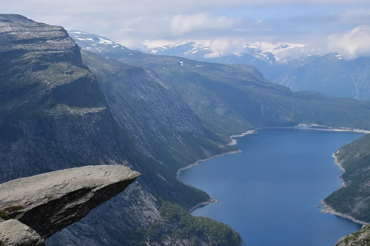 Le Trolltunga en Norvège
