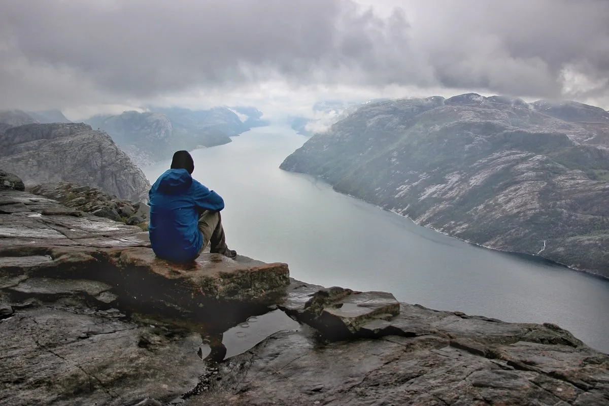 Vue sur le Lysebotn depuis le Preikestolen