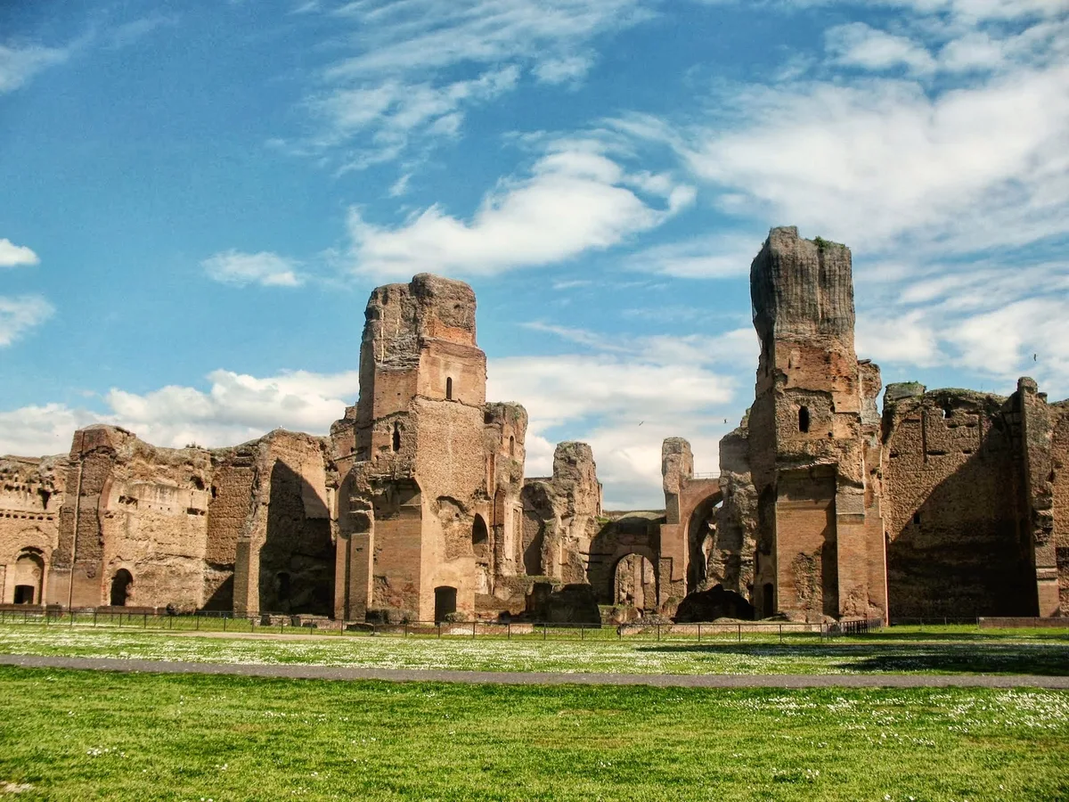 Les thermes de Caracalla, à Rome, un site antique bien conservé