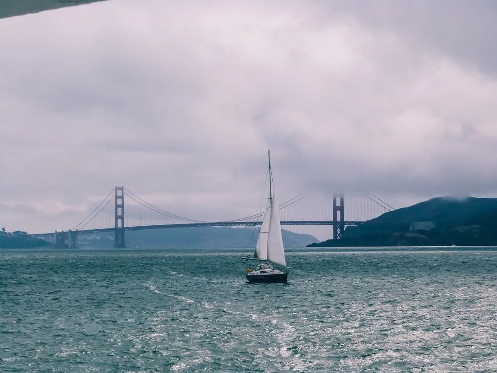 Retour à travers la baie de San Francisco