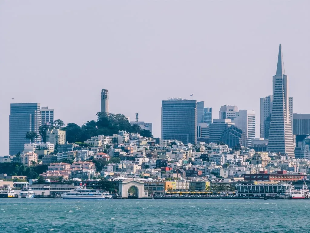 Vue sur San Francisco depuis la baie