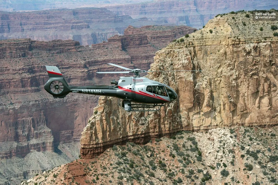 Hélicoptère au Grand Canyon