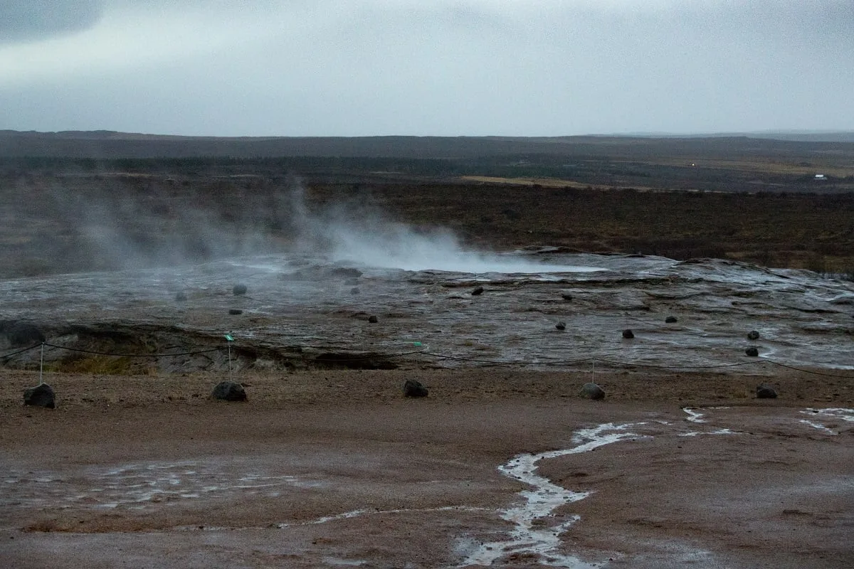 Le geyser Geysir, aux rares éruptions
