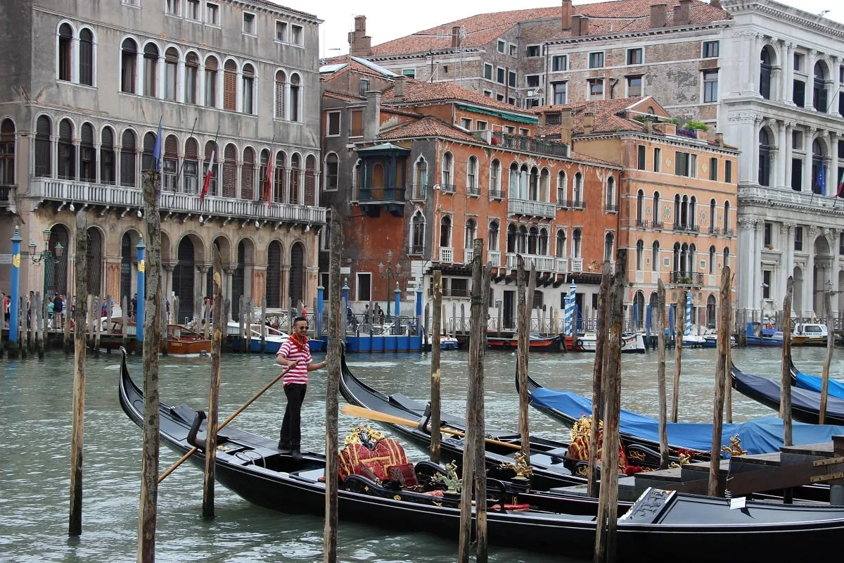 Gondoles à Venise