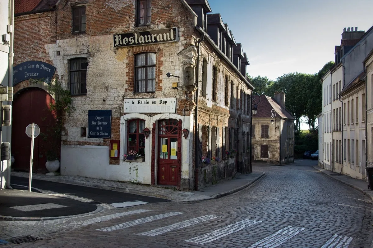 La rue Pierre Ledent à Montreuil sur Mer