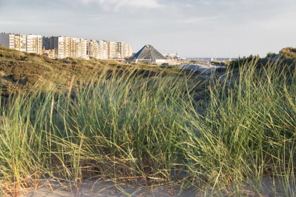 L'Aqualud du Touquet vue depuis les dunes