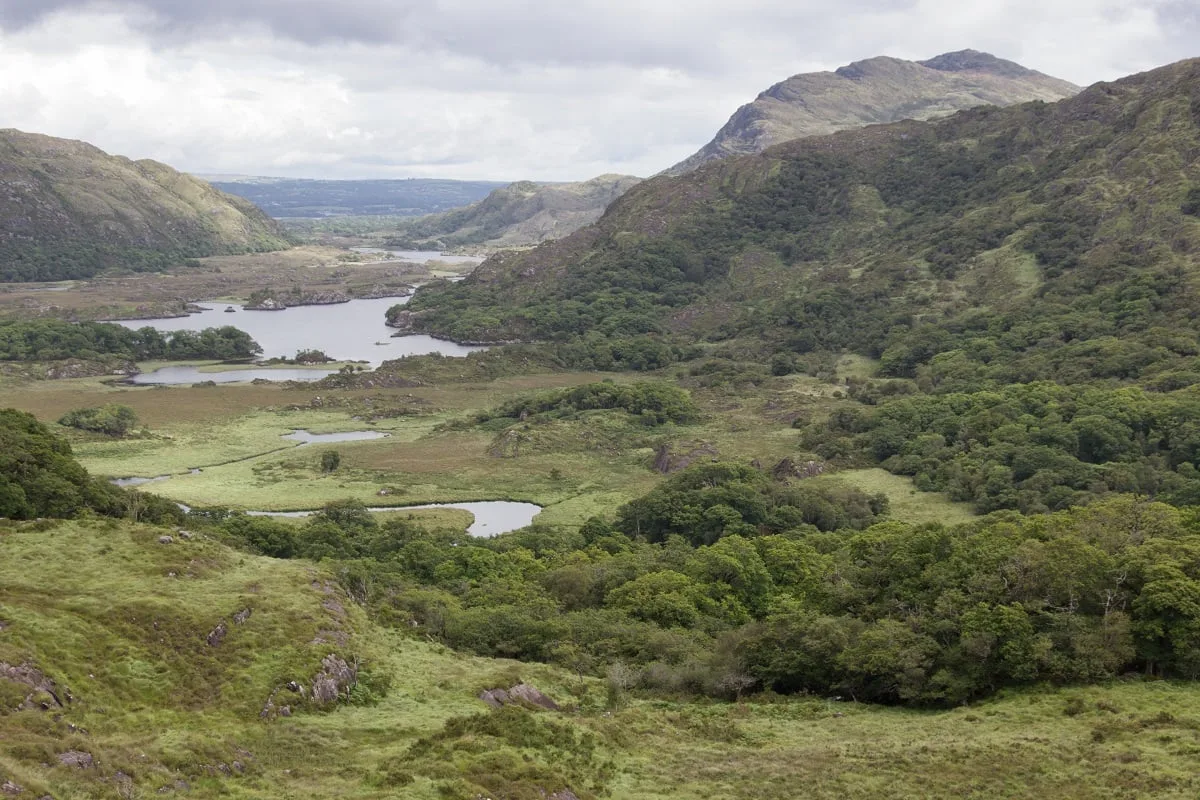 Le point du vue du Ladies View sur le Ring of Kerry