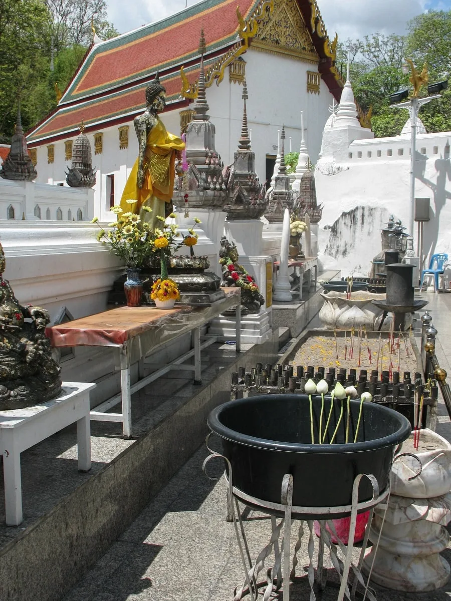 Le wat Phra Phutthabat ou temple de l'empreinte de Bouddha, dans la province de Saraburi