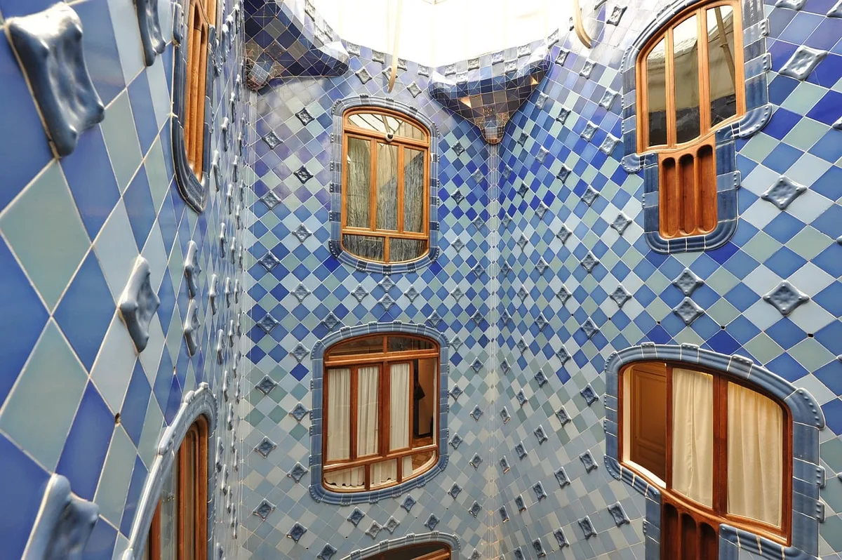 Dans la Casa Battlo de Barcelone