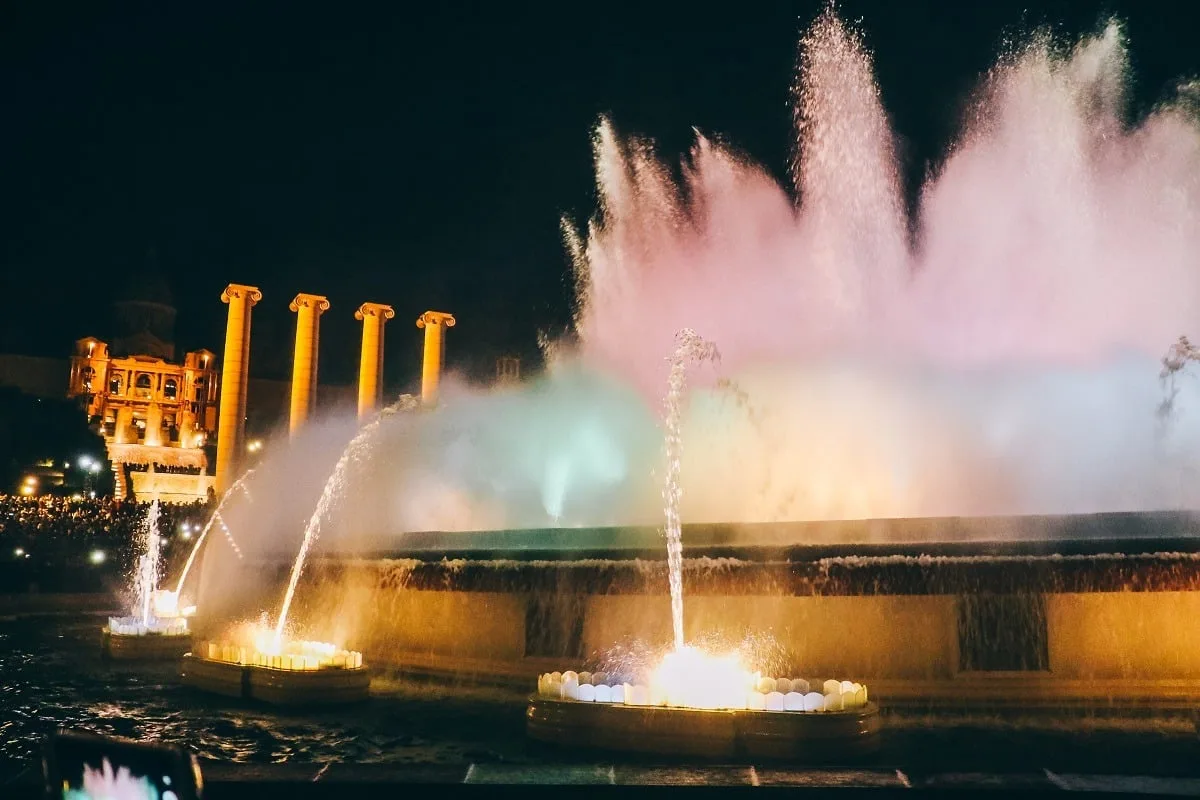 Fontaines magiques de Montjuic à Barcelone