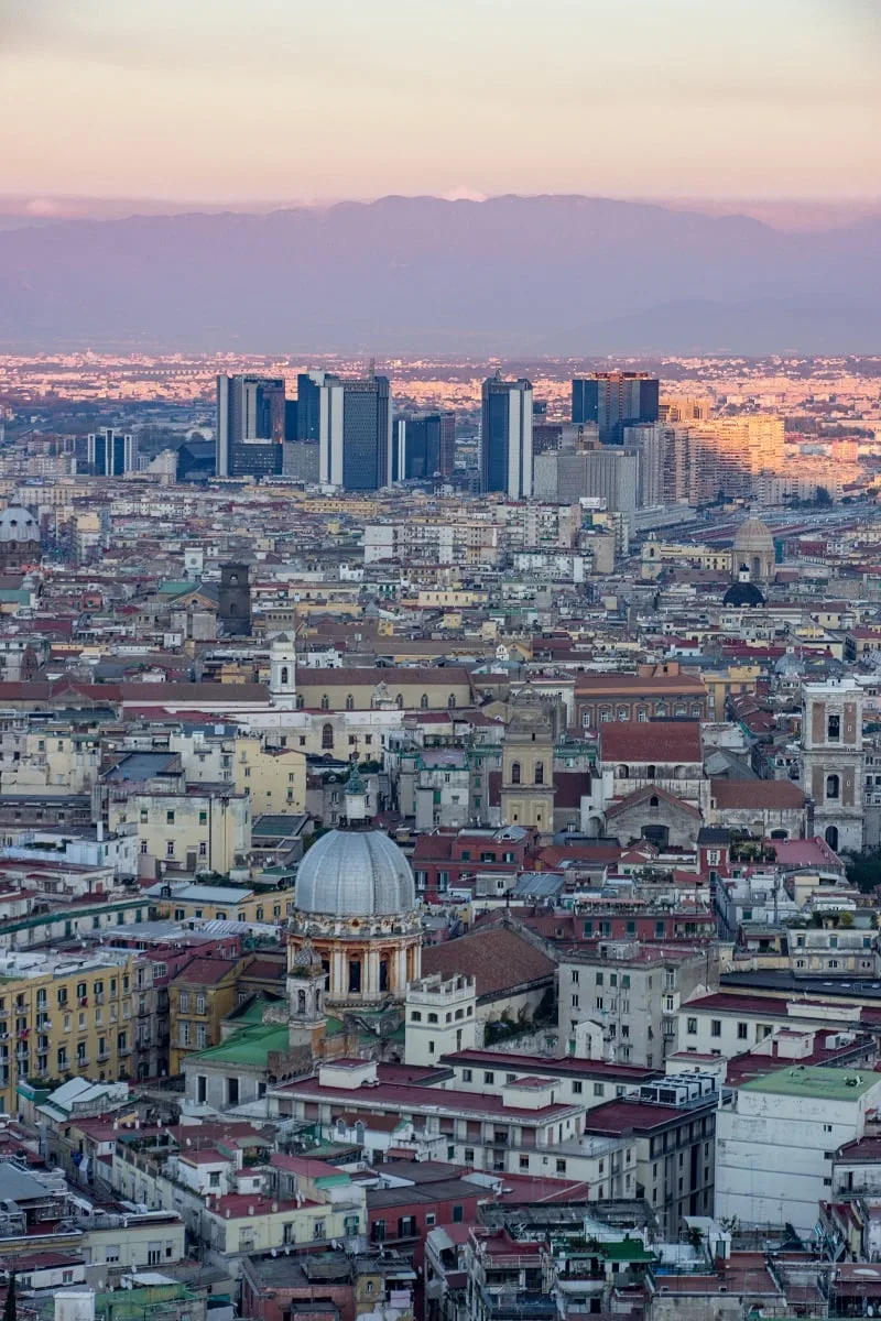 Coucher de soleil sur Naples