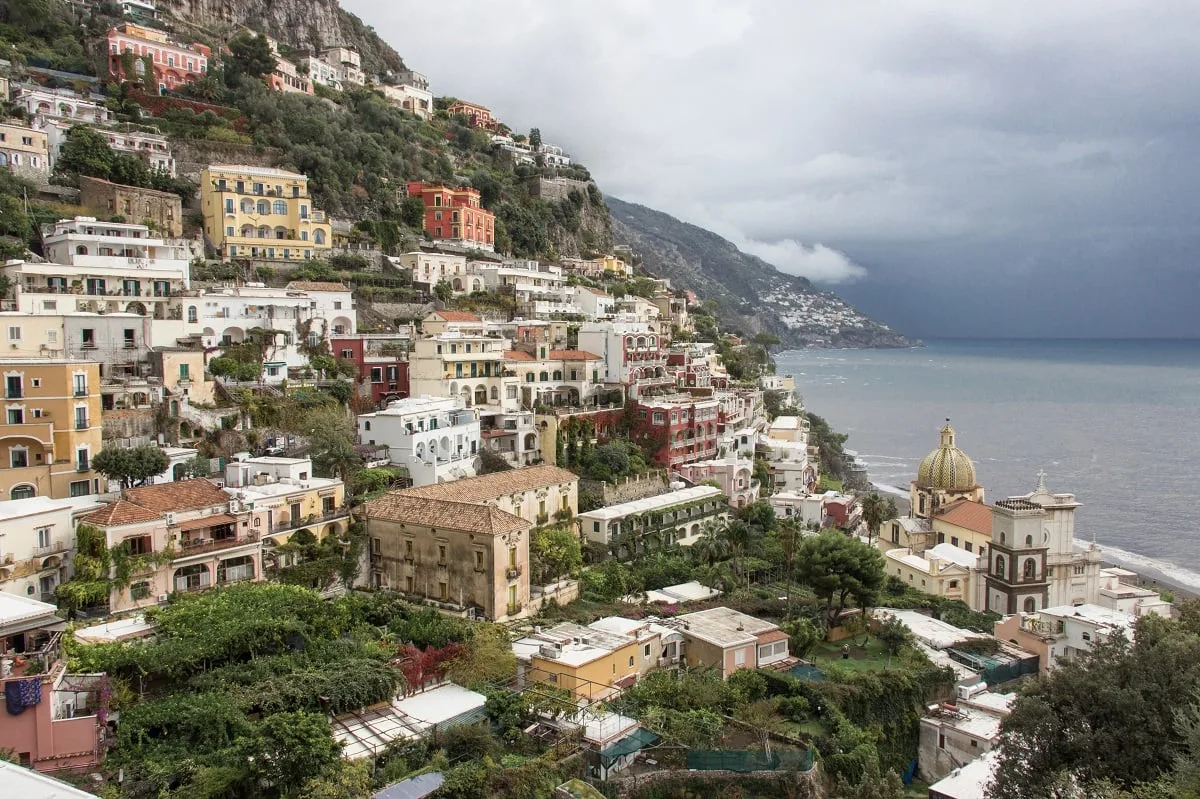 Vue sur la mer depuis Positano