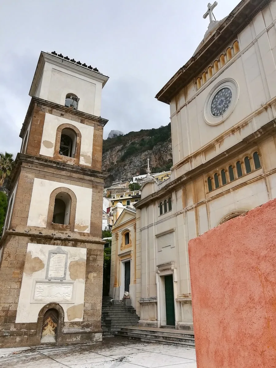 Une petite place dans Positano