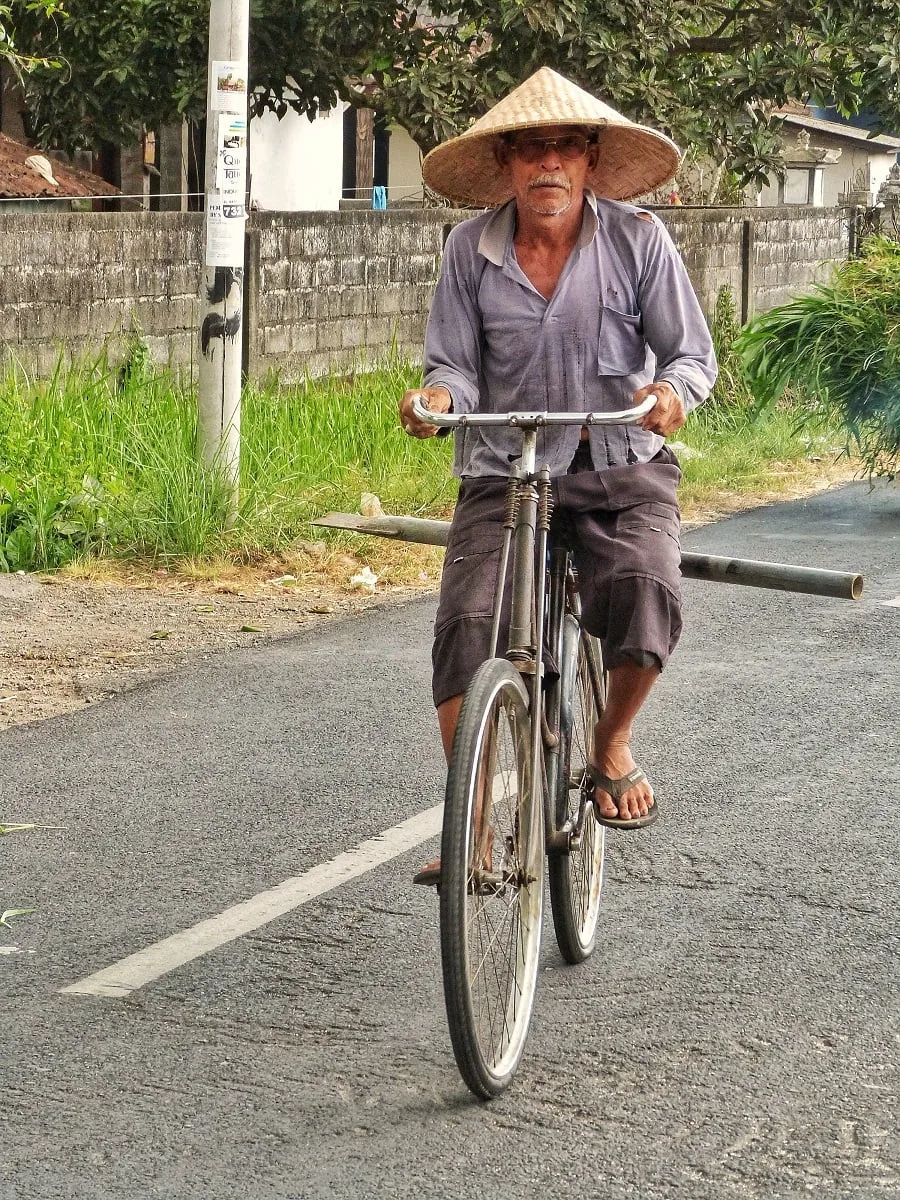Un cycliste sur un vélo à Bali
