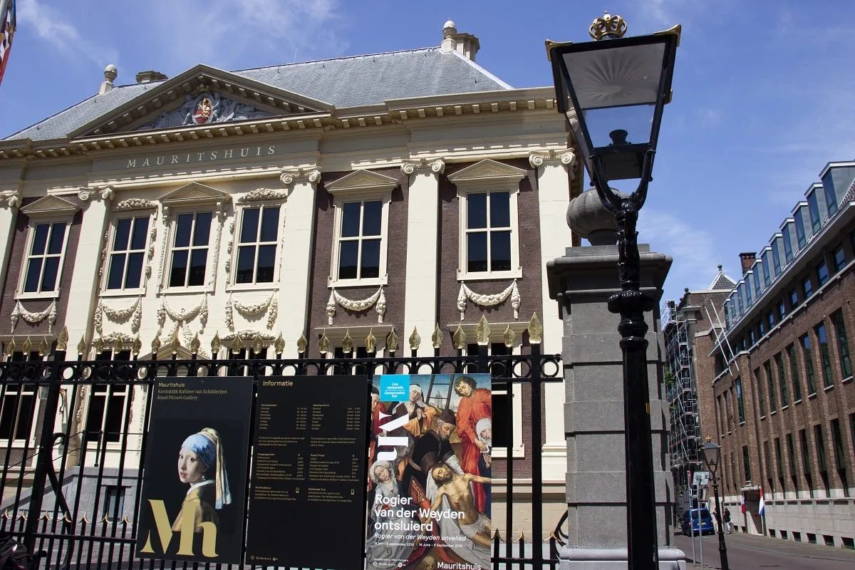 L'extérieur du musée Mauritshuis de La Haye