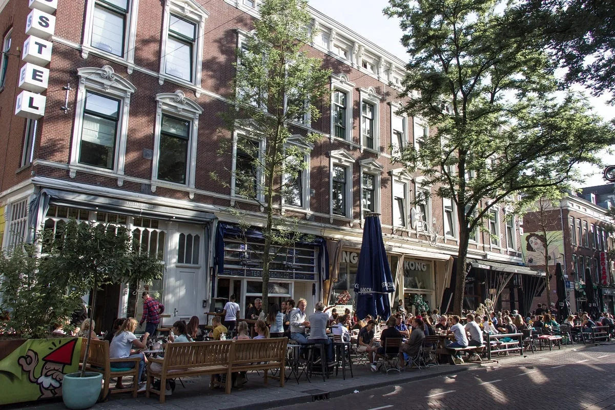 La rue des restaurants à Rotterdam