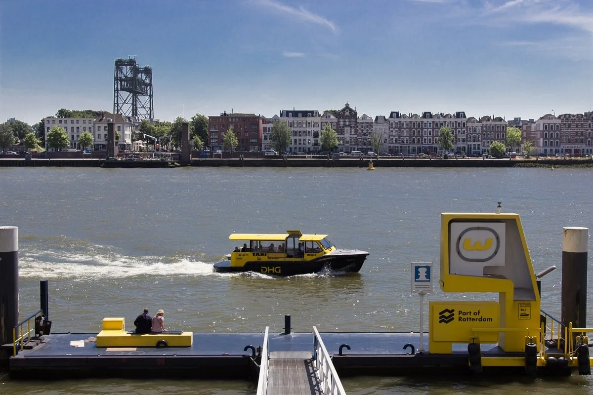 Le watertaxi de Rotterdam