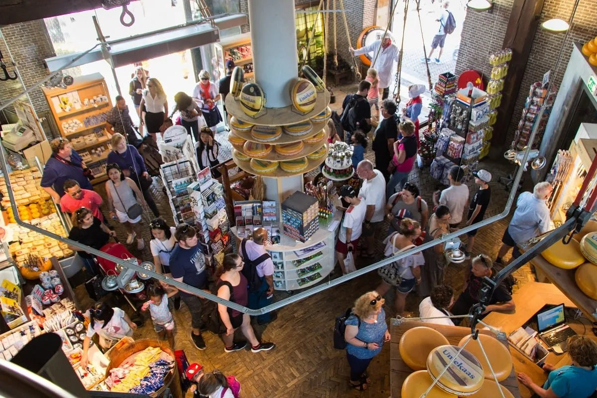 Dans la boutique de souvenirs de Gouda