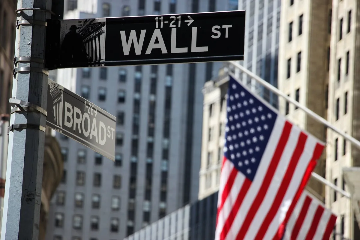 Panneaux dans les rues de Manhattan