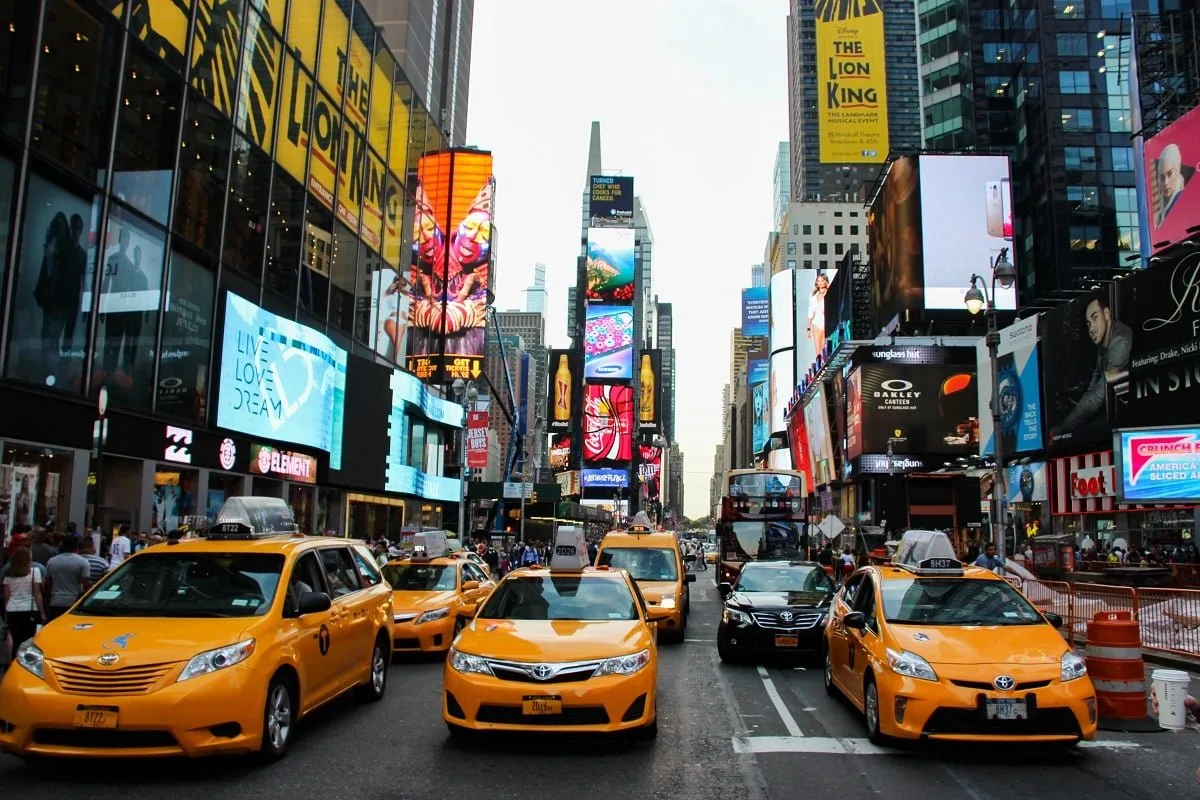 Taxis jaunes à Times Square
