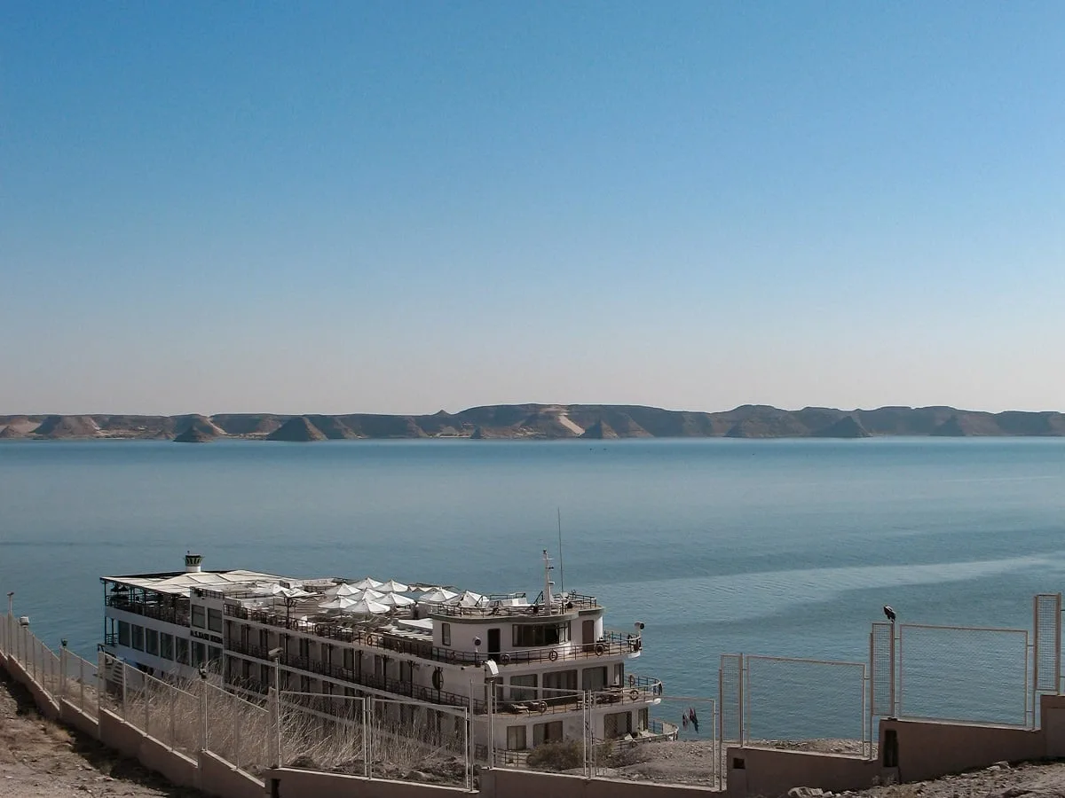 Bateau de croisière sur le lac Nasser