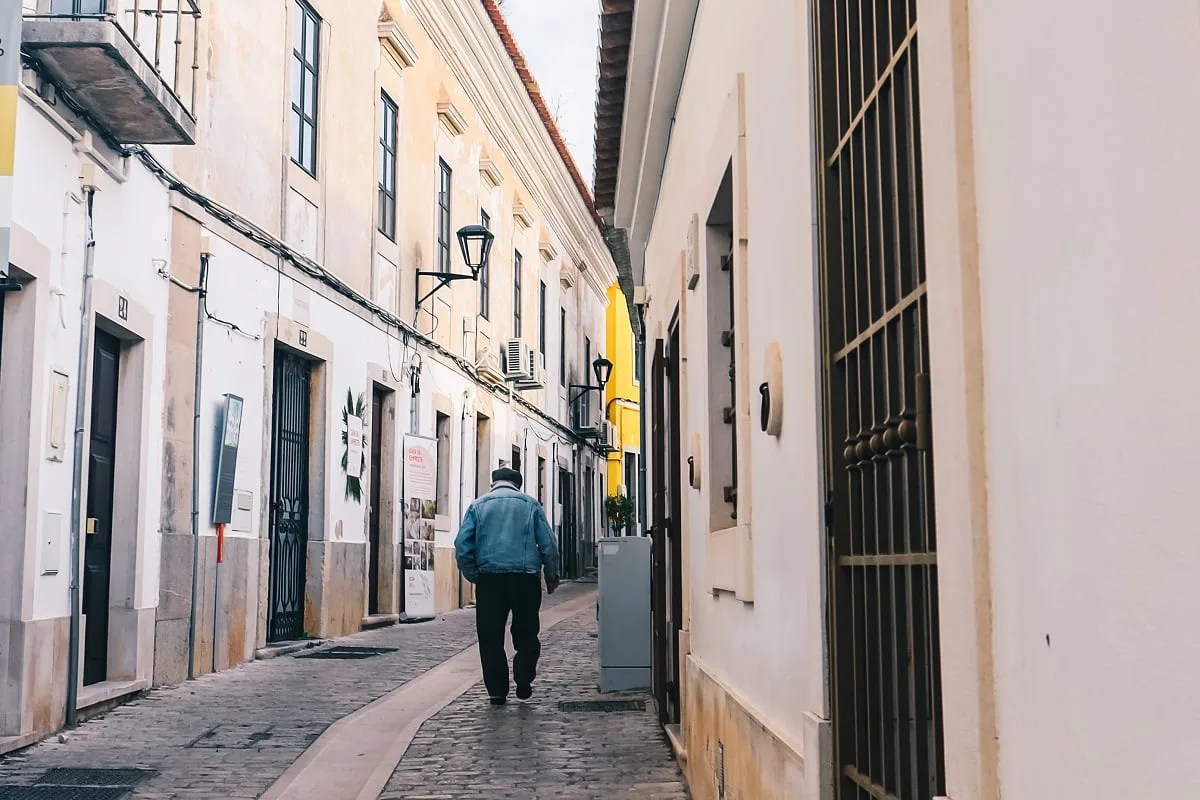 Dans les rues de Loulé en Algarve au Portugal