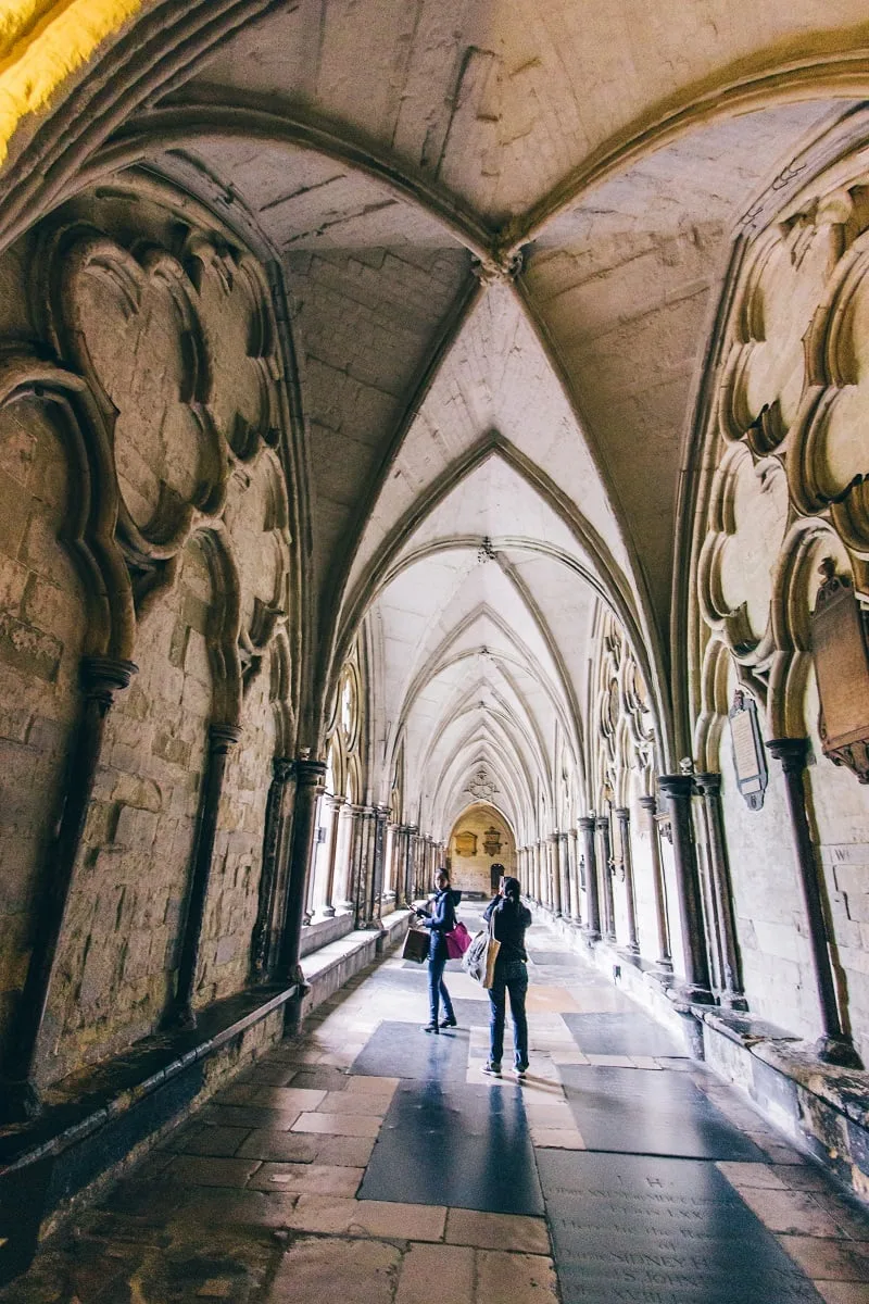 Galerie dans l'abbaye de Westminster