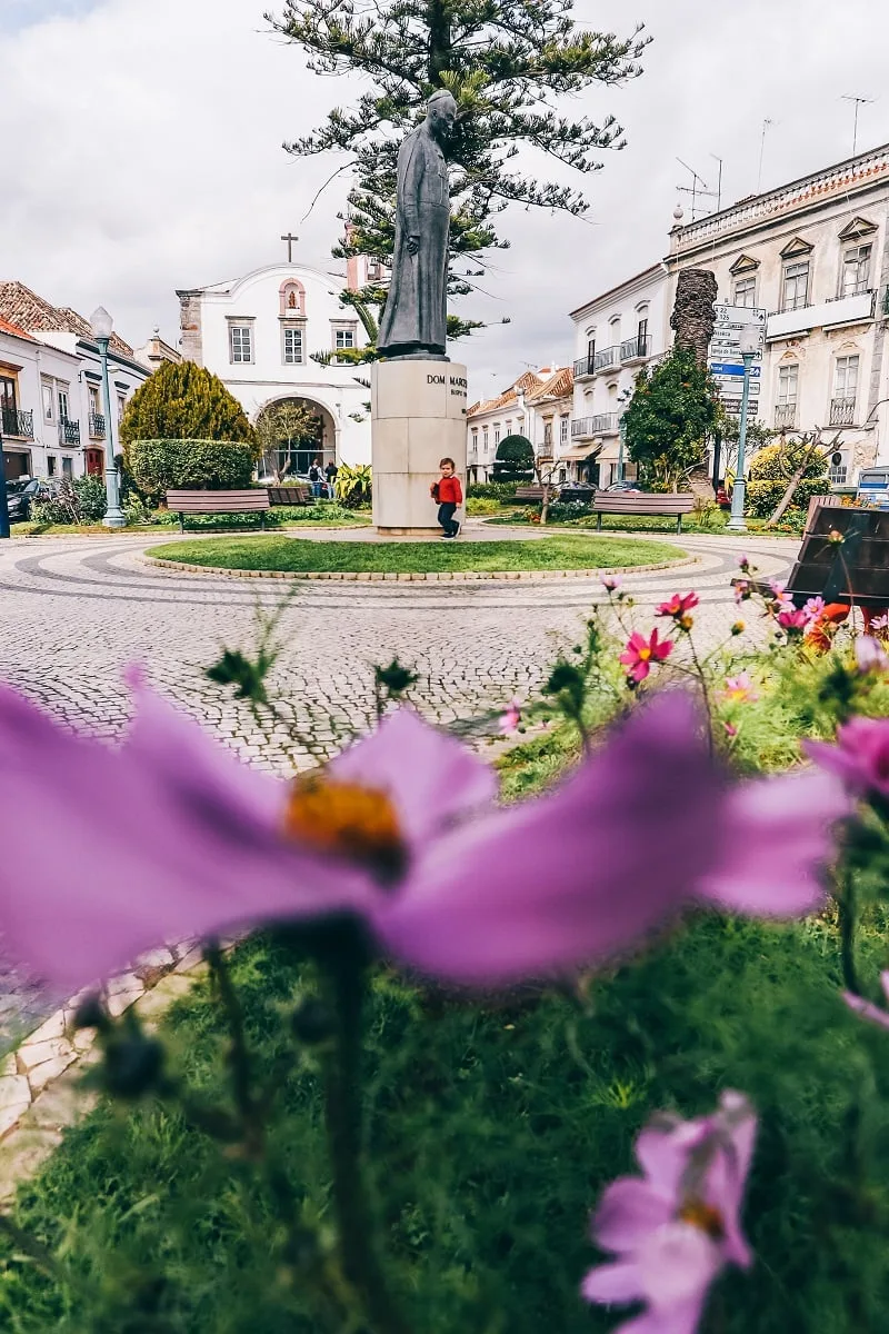 Place dans la partie nord de Tavira