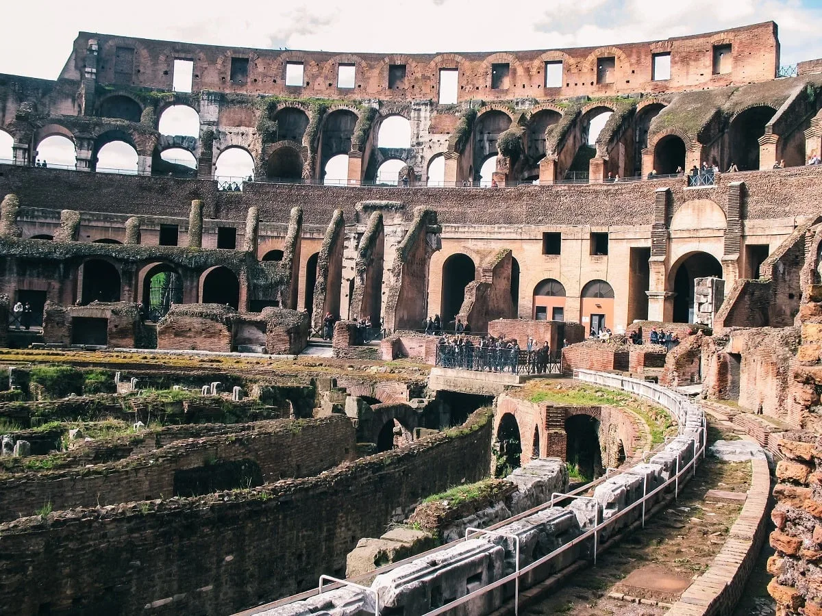Arène du Colisée de Rome