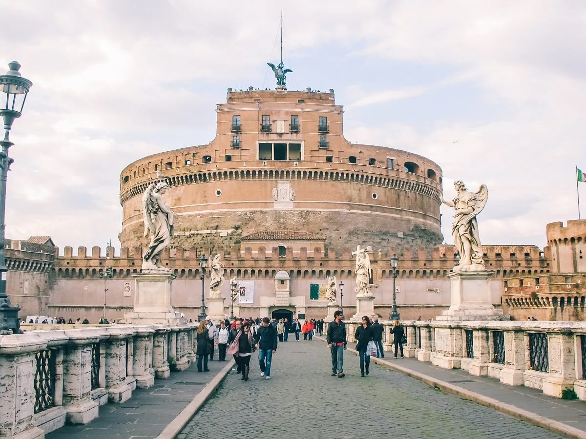 Pont et Château Saint-Ange de Rome