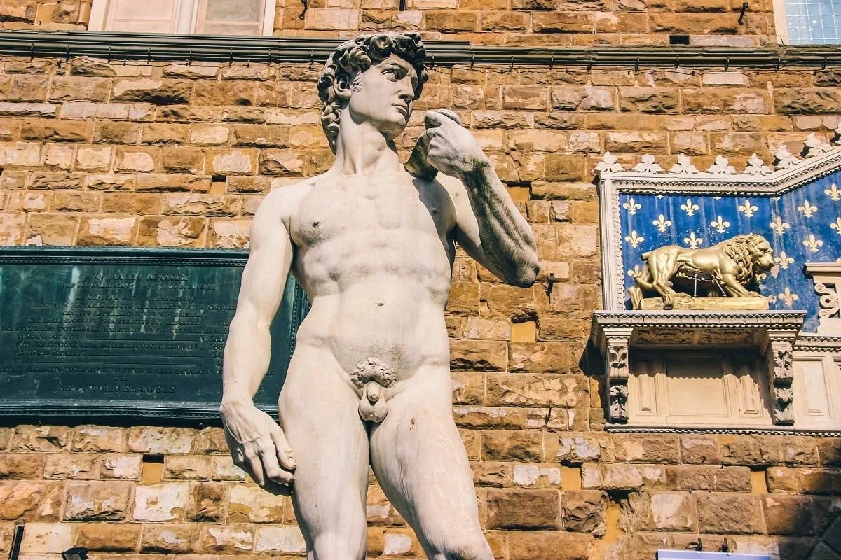 Réplique de la statue de David à Florence
