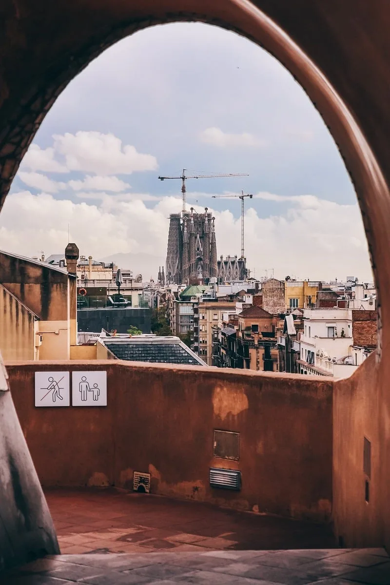 La Sagrada Familia vue depuis les toits de la Casa Mila