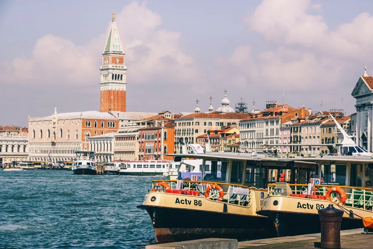Bateaux à Venise