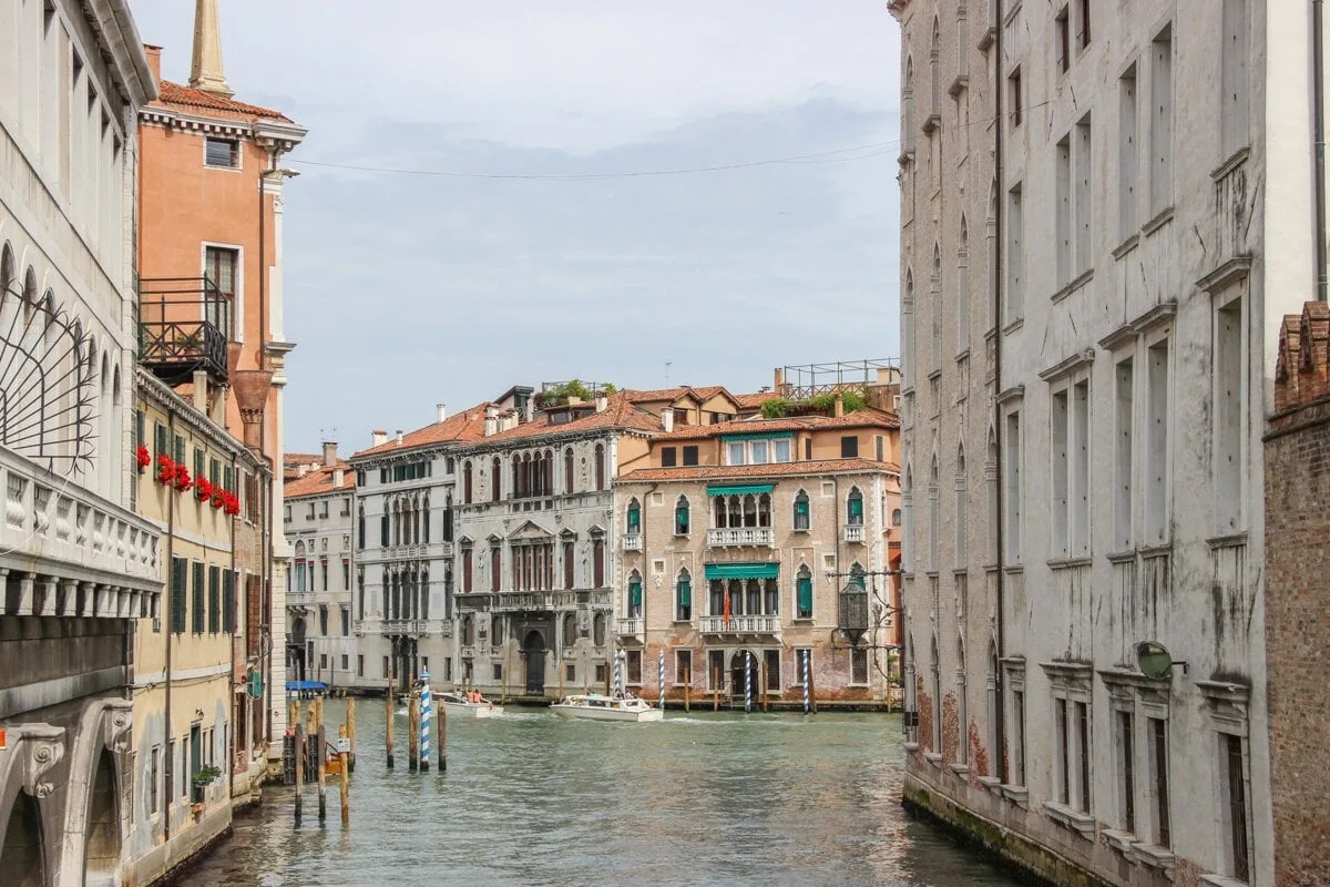 Dans le centre de Venise