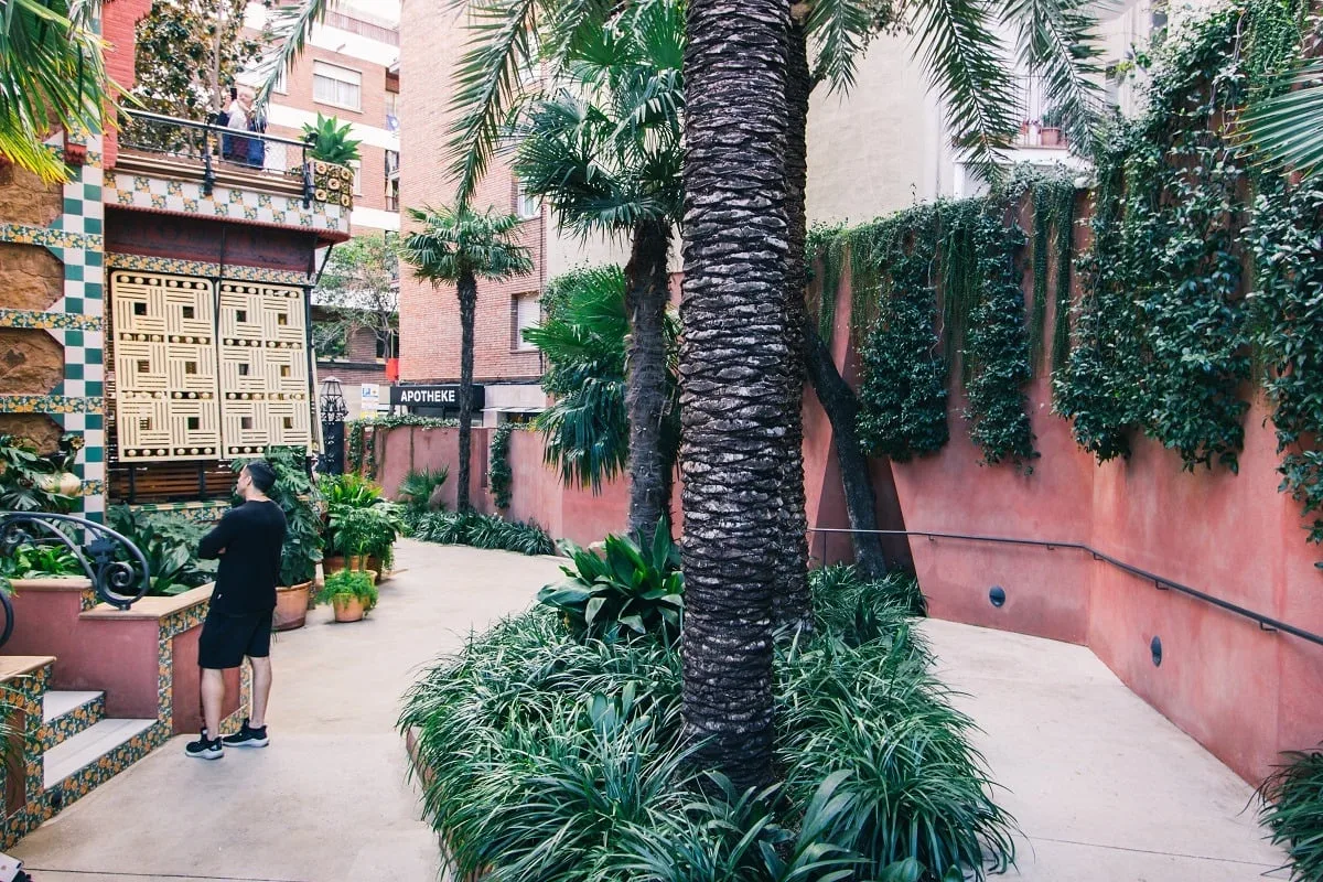 Cour de la Casa Vicens de Gaudi