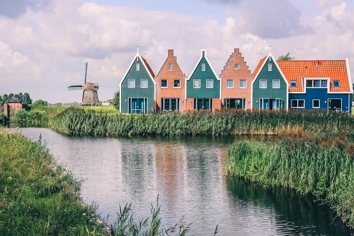 Moulin de Volendam aux Pays-Bas