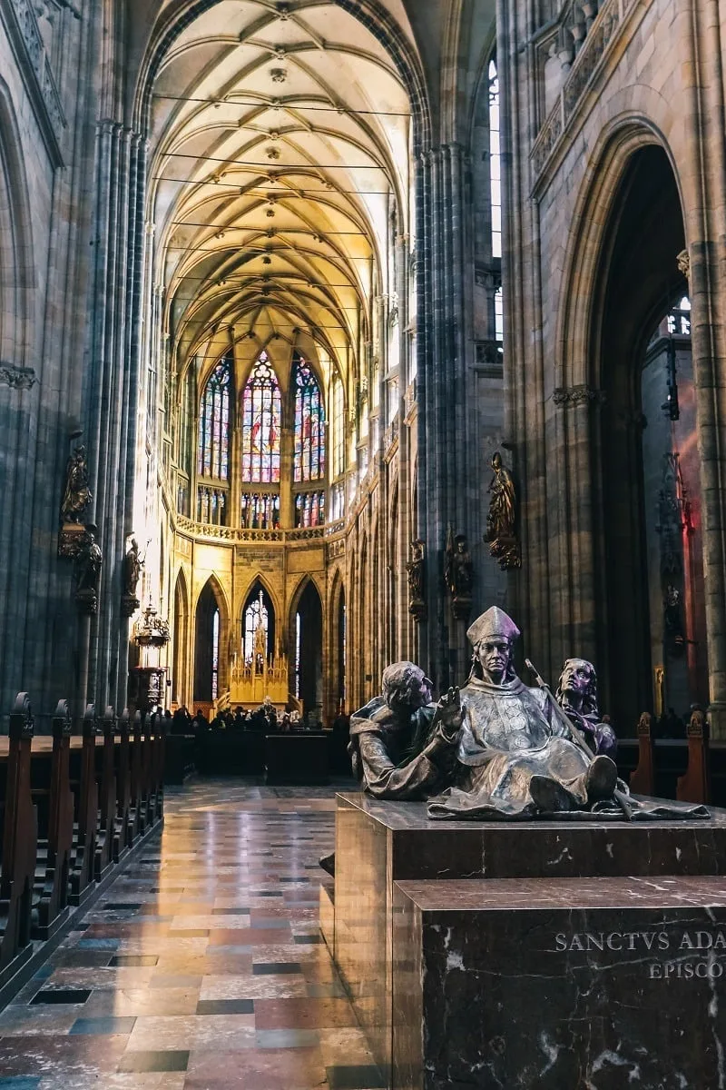 Intérieur de la cathédrale Saint-Guy du Château de Prague