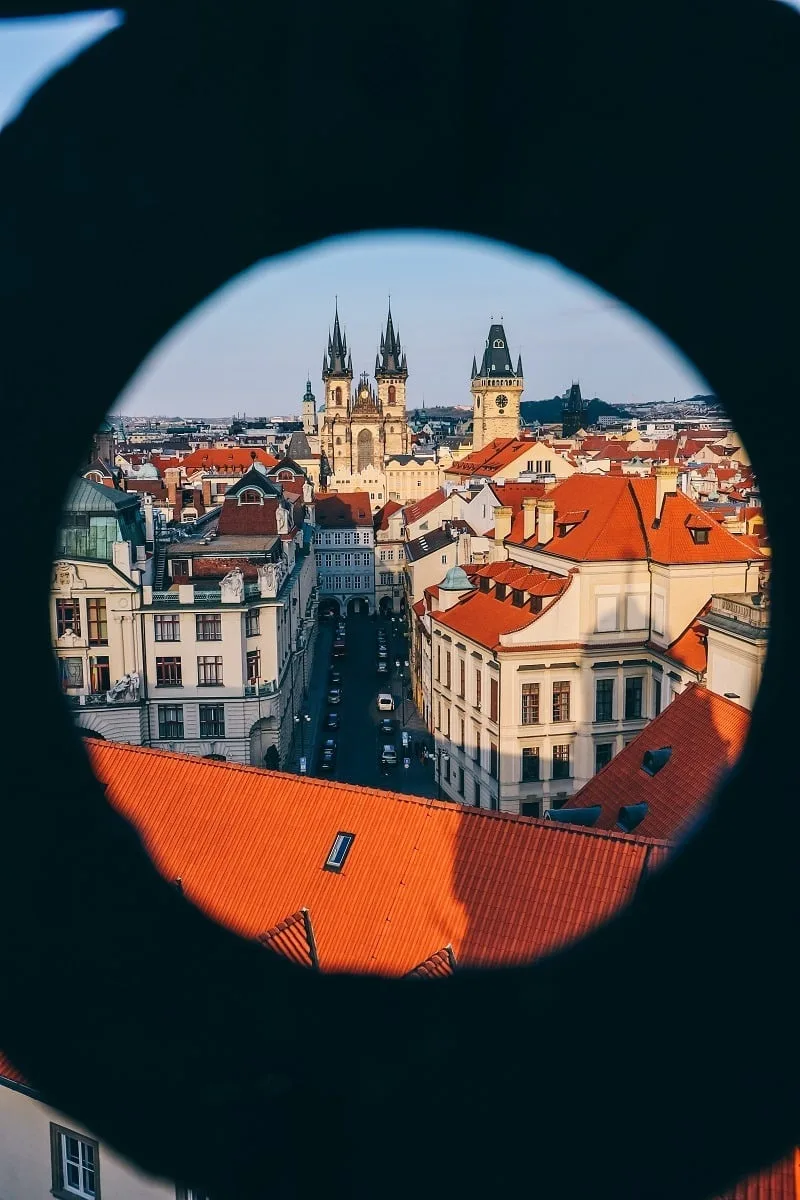 Vue sur Prague depuis la tour astronomique du Clementinum