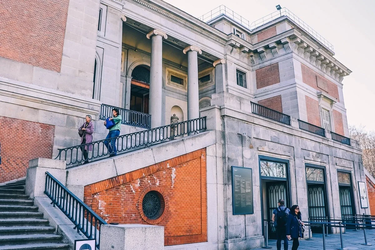 Entrée du Musée du Prado de Madrid
