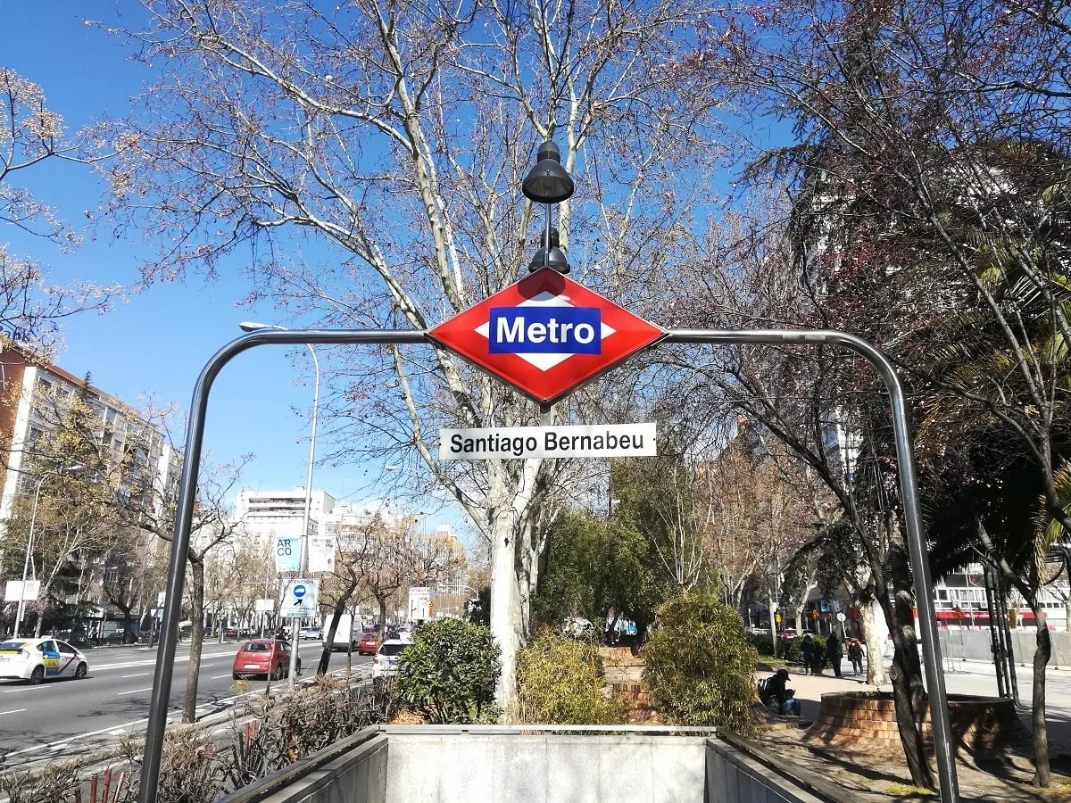 Station de métro du stade Bernabeu de Madrid