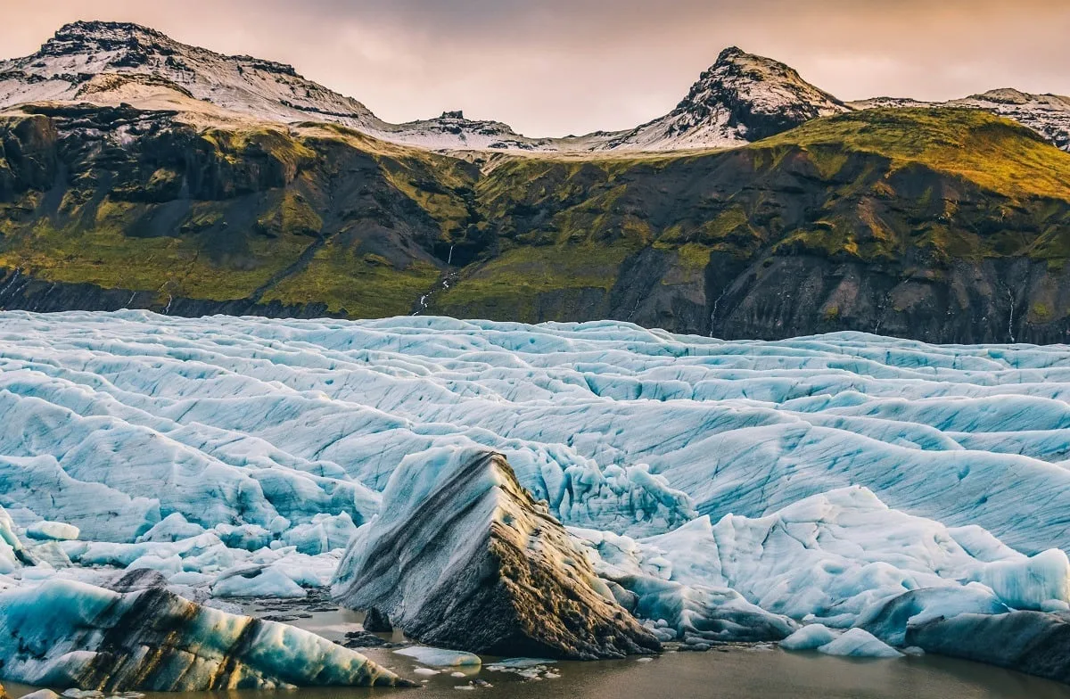 Glacier de Svinafell dans le sud de l'Islande
