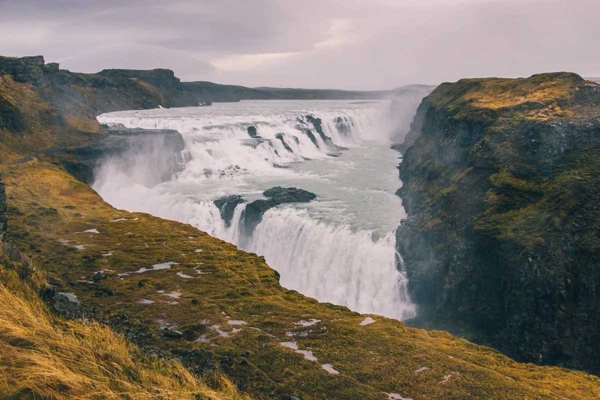 Dans le cercle d'or en Islande, avec la cascade de Gullfoss