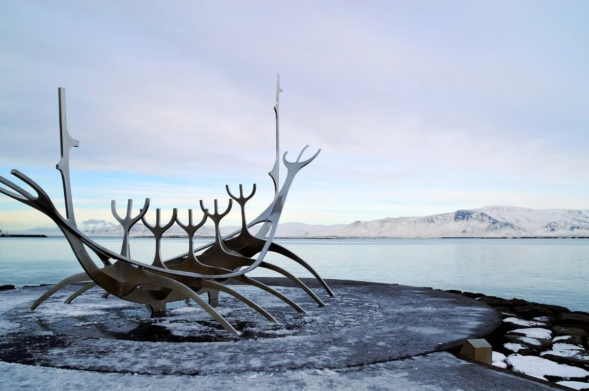 Sculpture du navire viking à Reykjavik