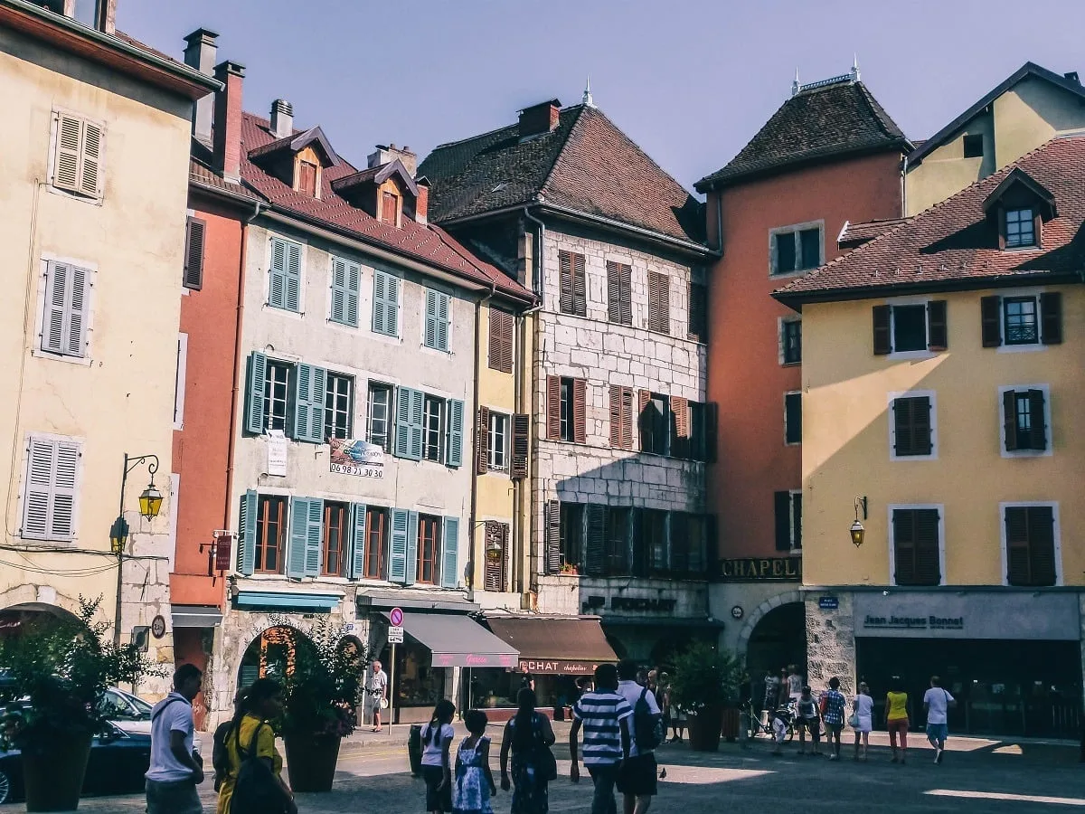 Petite place dans Annecy