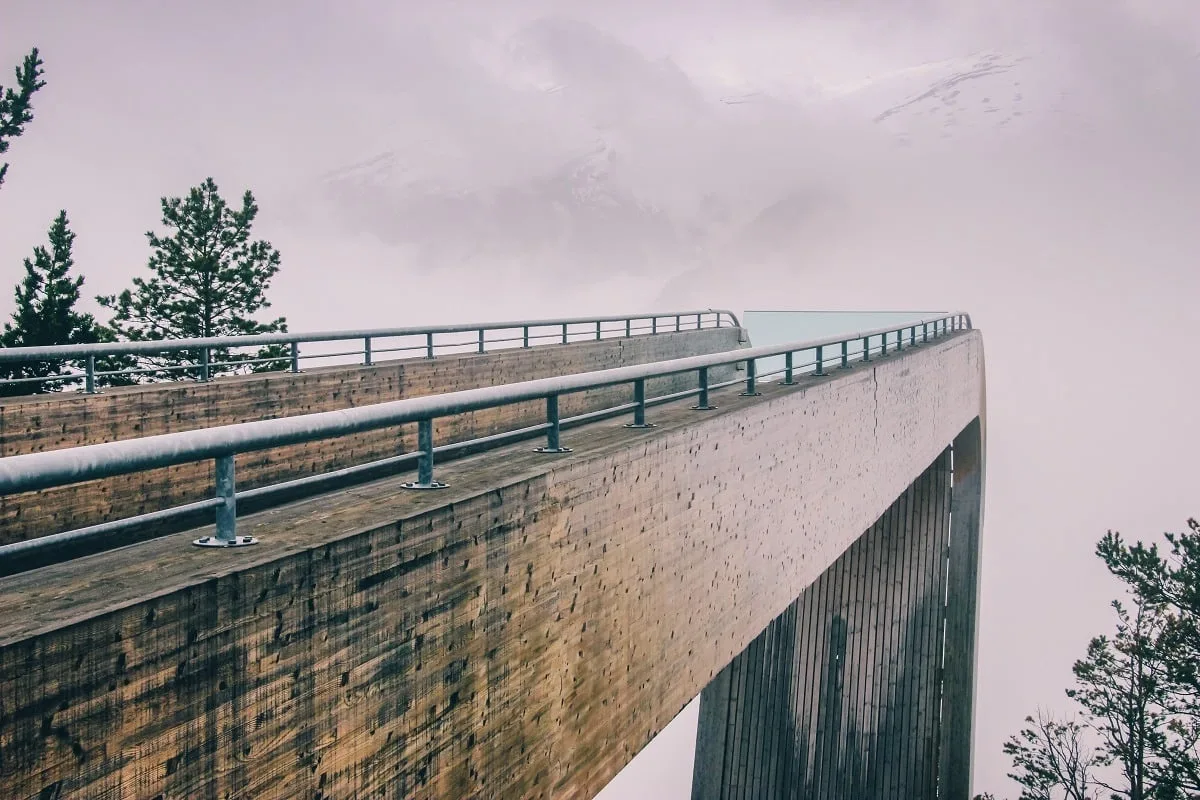 Point de vue du Stegastein en Norvège