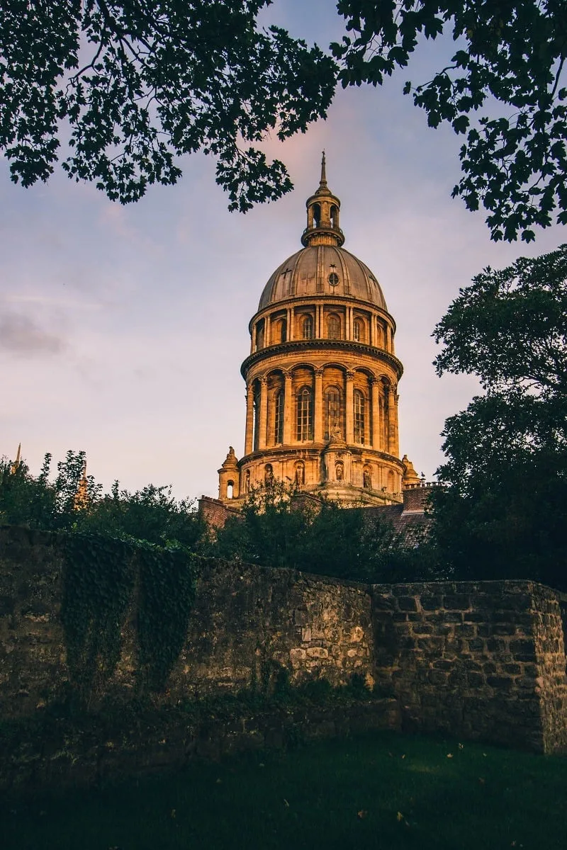Cathédrale de Boulogne sur Mer au lever de soleil