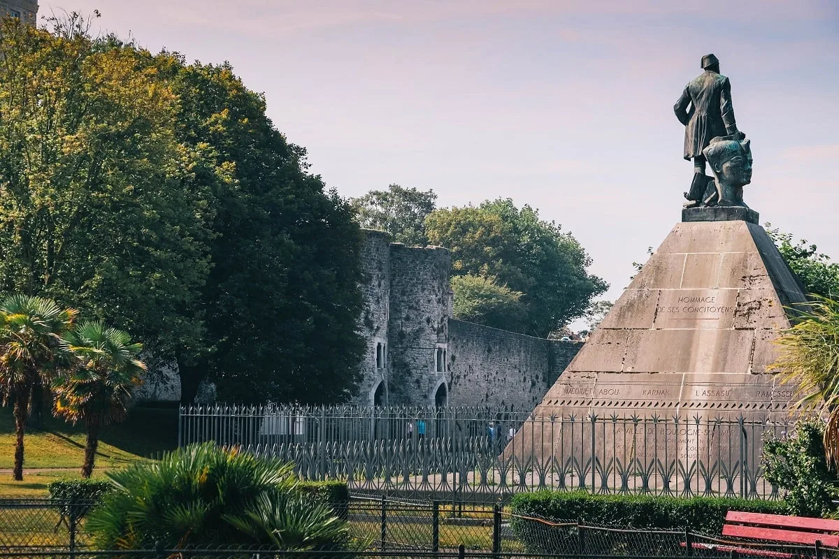 Statue de Mariette à Boulogne sur Mer