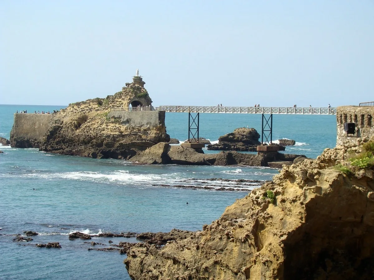 Rocher de la Vierge à Biarritz