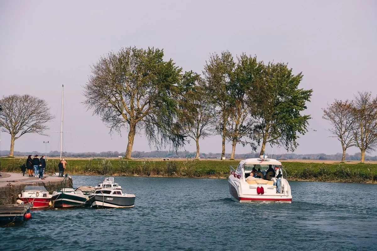 Bateau pour la visite dans la baie de Somme à Saint Valery sur Somme