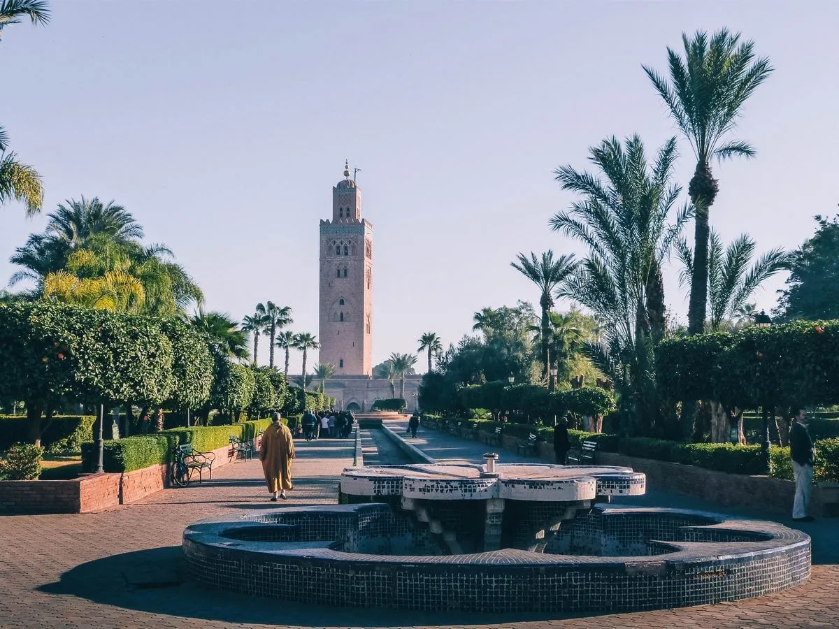 Dans le Parc Lalla Hesna avec la Koutoubia au fond